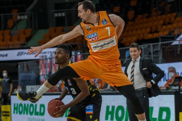 多个位置 多个位置