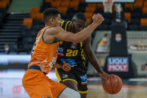 亚洲足球发 亚洲足球发