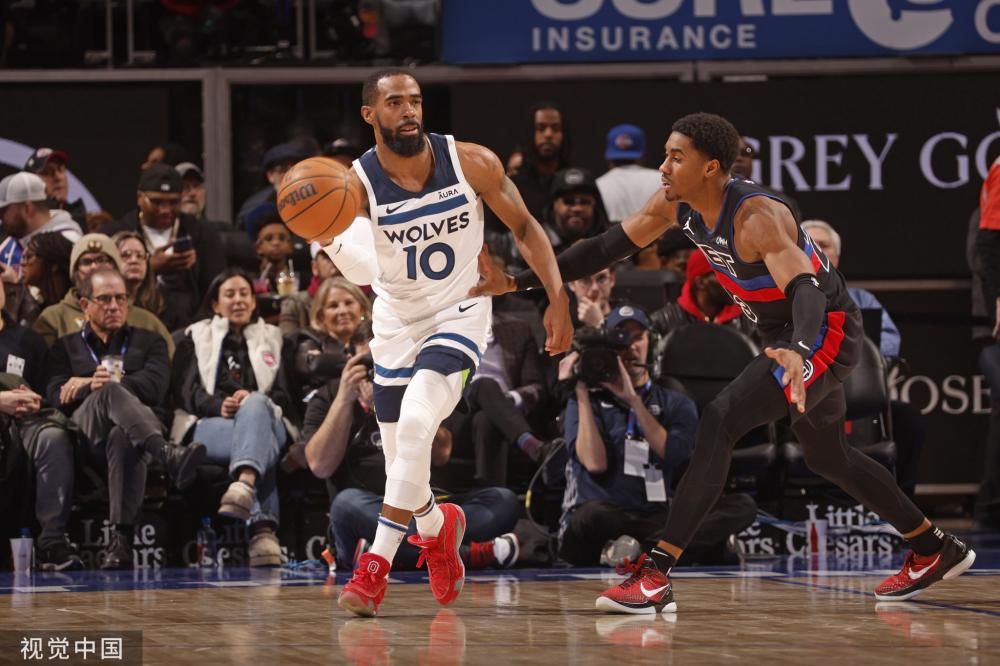 的对抗中 的对抗中