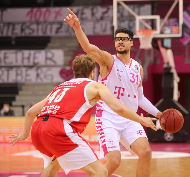 国乒选手健 国乒选手健