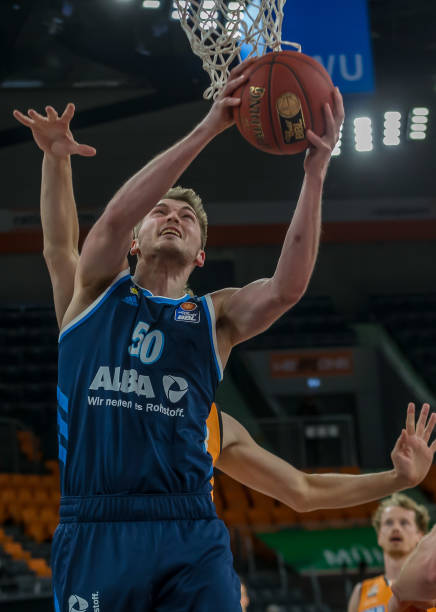 德尔加多的 德尔加多的